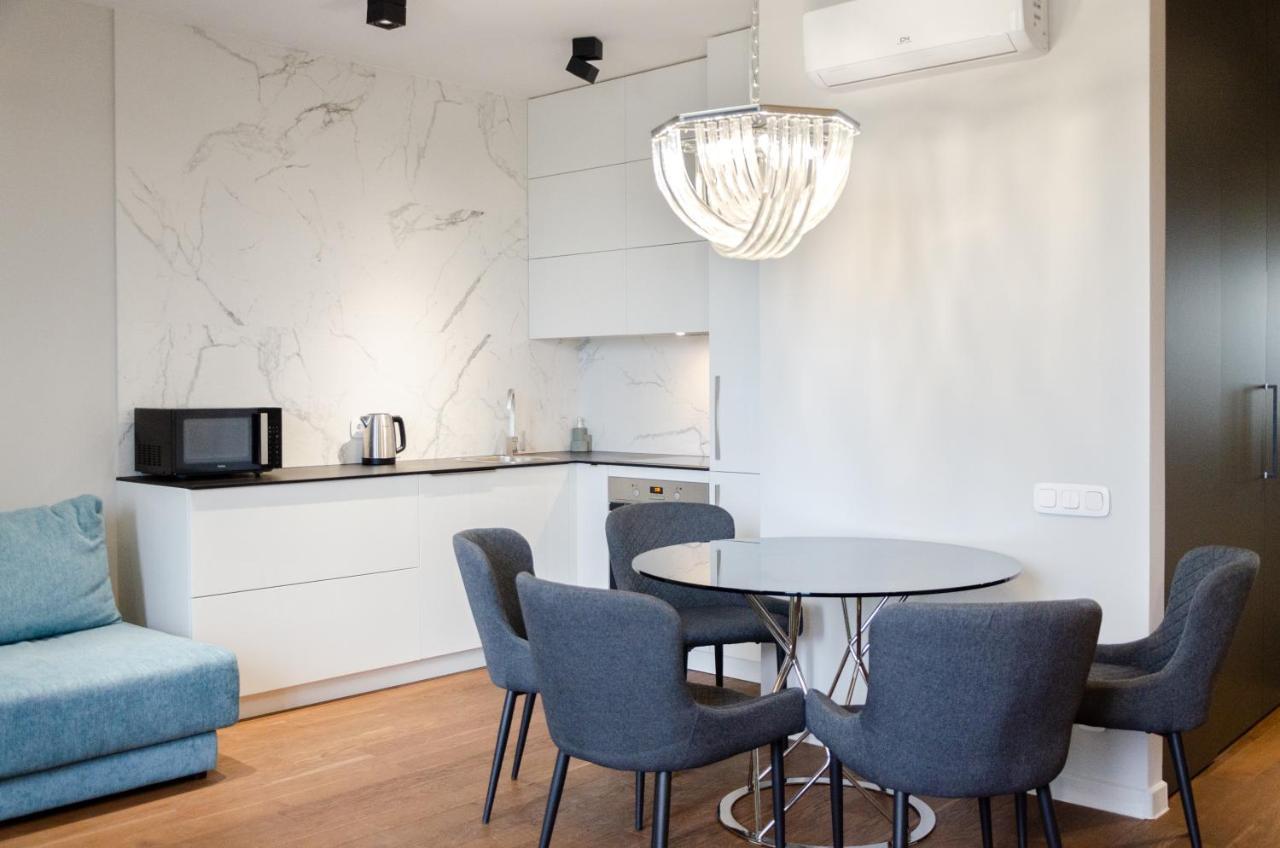 Petrovdom 9-102 In Best Apartment In Rc New York Concept House Kiev Exteriör bild