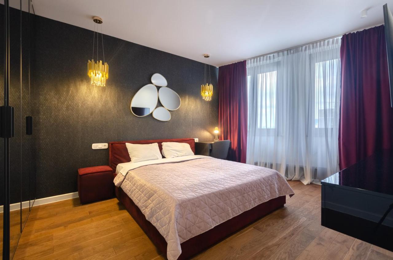 Petrovdom 9-102 In Best Apartment In Rc New York Concept House Kiev Exteriör bild